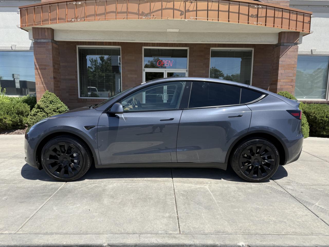 tesla model y 2023 7SAYGDEE6PA102764 image tesla model y 2023 7SAYGDEE6PA102764 image
